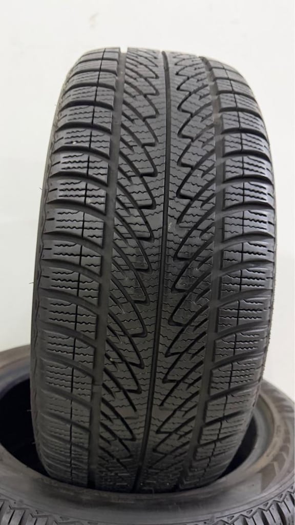 215 50 17 GOODYEAR KIŞ LASTİĞİ ÇOK GÜZEL DURUMDA - 2
