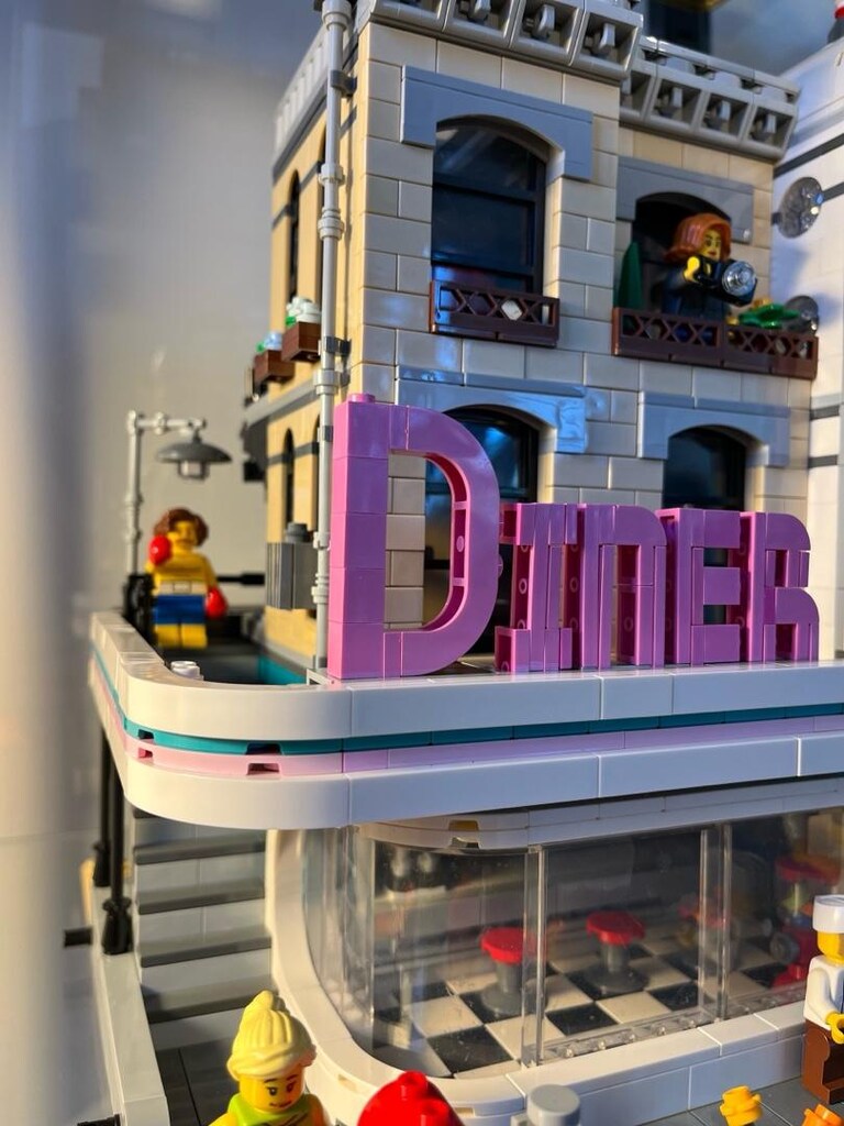 ORİJİNAL LEGO 10260 DOWNTOWN DINER CREATOR EXPERT - 2