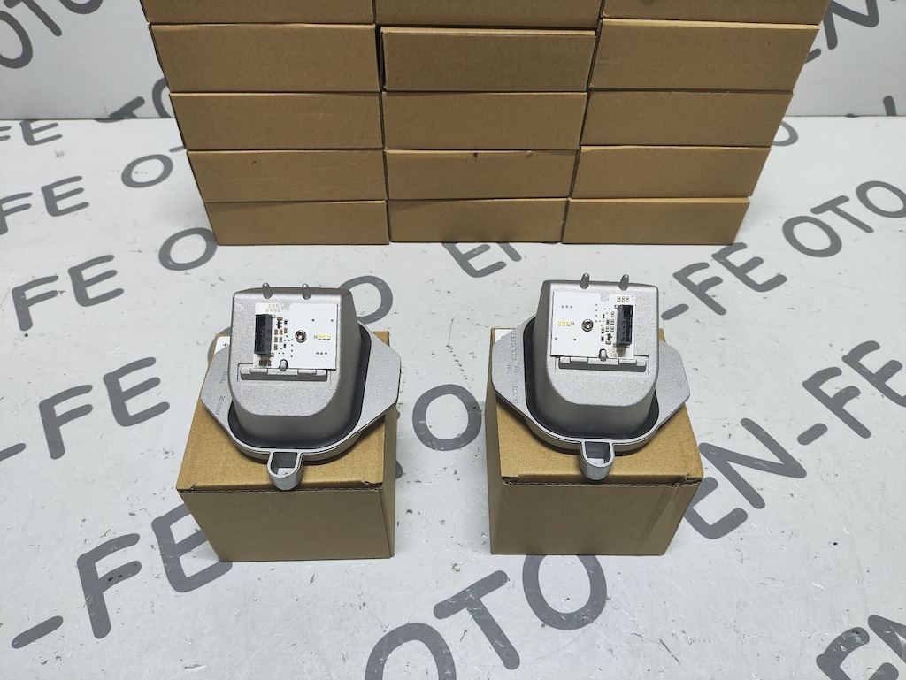 AUDİ Q3 SAĞ FAR LED BEYNİ MODÜLÜ SIFIR 8U0941475C - 2