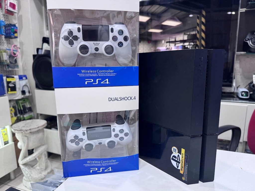PS4 + PES 21 + 2 kol + 5 oyun · DIGITAL ART Sakarya · Konsol Mağazası - 2