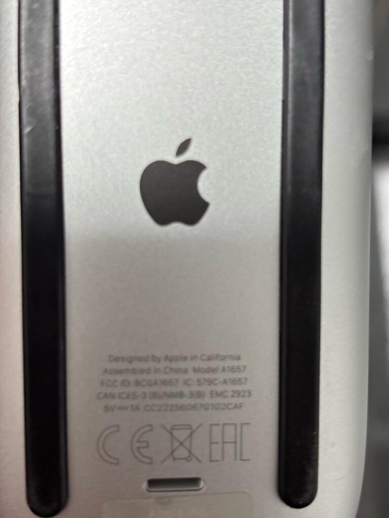 Apple Magic Mouse A1657 - 4