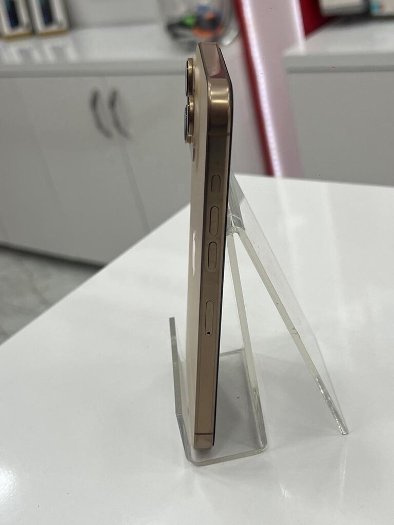 İphone 16 Pro Max 256 Gb - 5