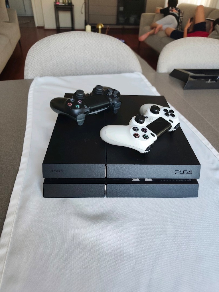 TERTEMİZ PS4 500GB 2 KOL 2 OYUN - 3