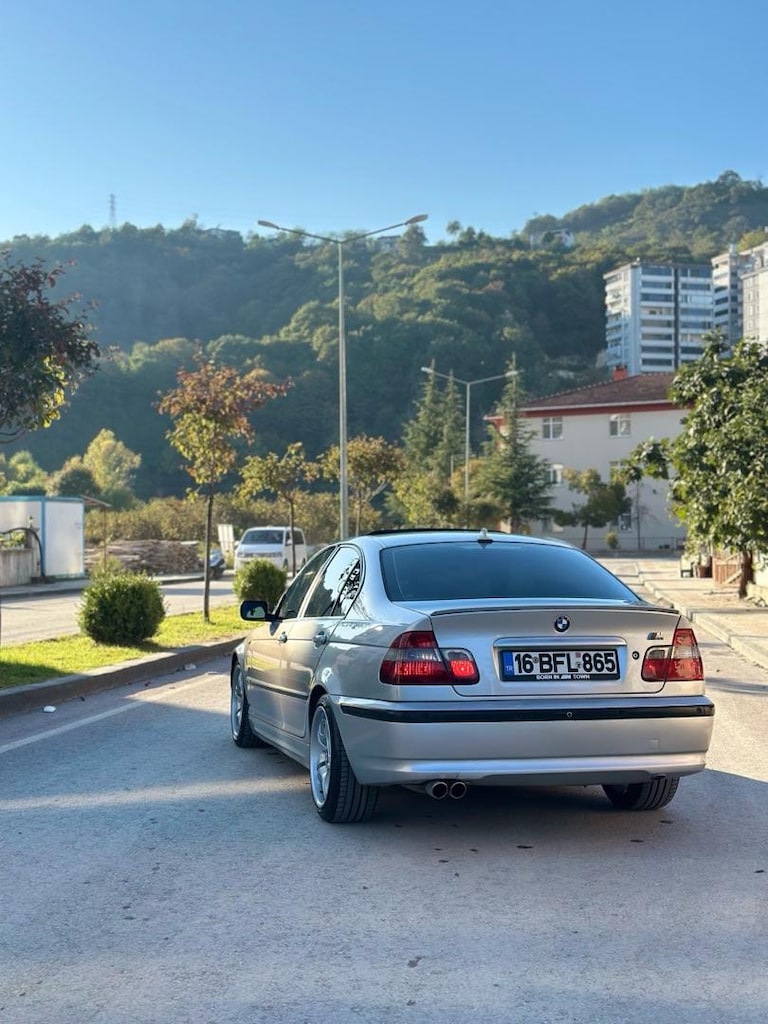 TEMİZ BAKIMLI E46 - 8
