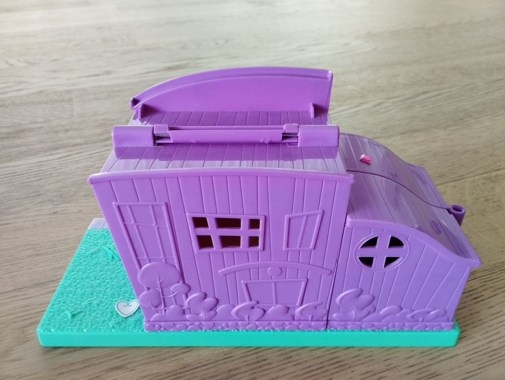 Polly Pocket Pollyville 4 katlı evi ve havuzu - 4
