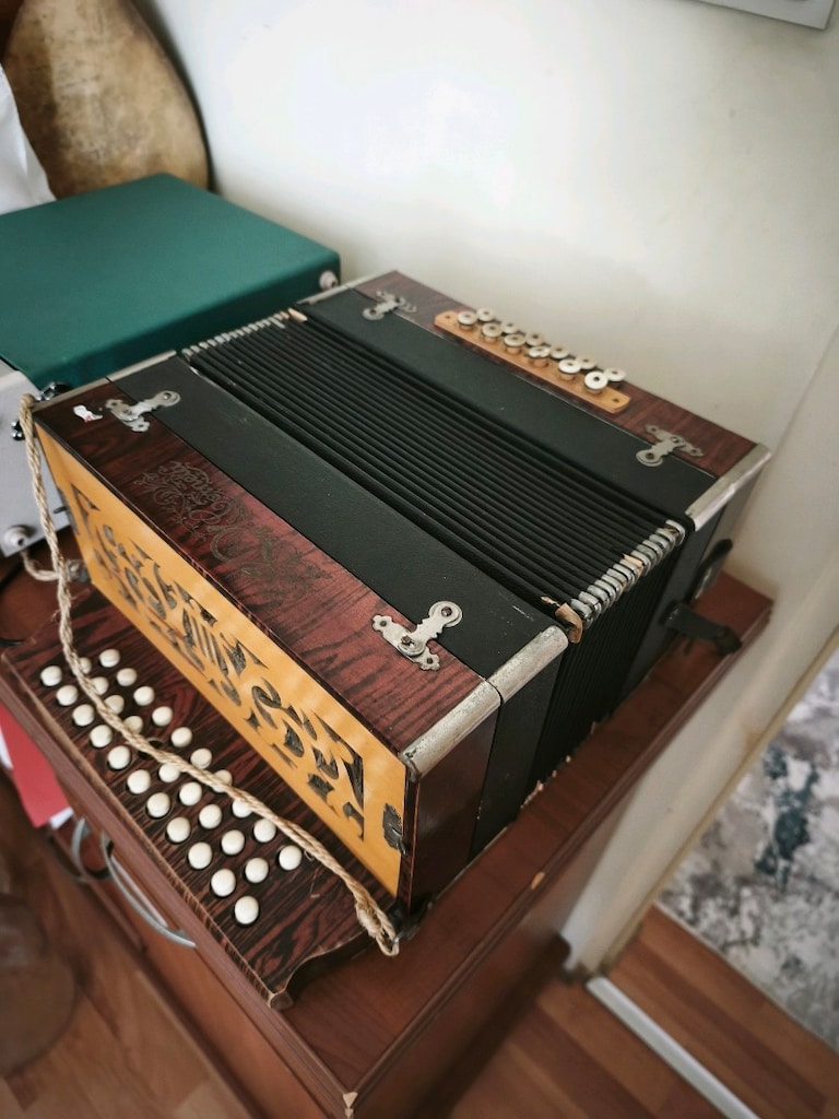 ANTİKA AKORDİYON - 5