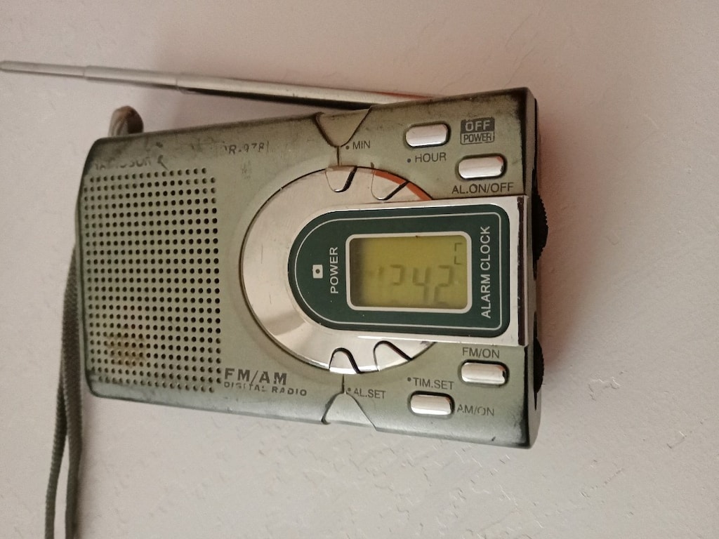 El radyosu FM -AM frekans bandı ikinci el - 7