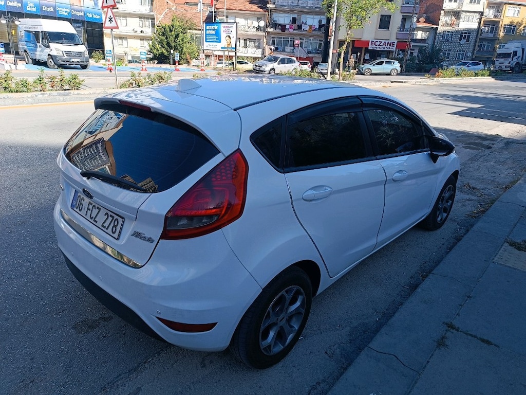 acil satılık Ford fiesta - 3
