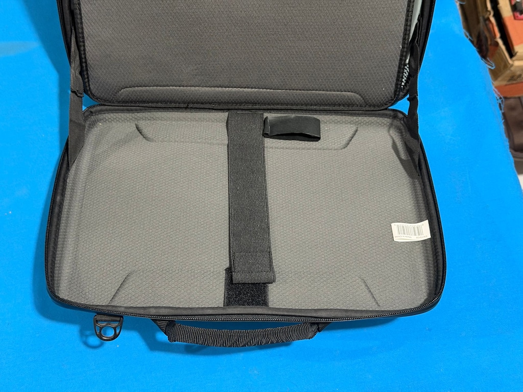 Thule Gauntlet 4 MacBook Bilgisayar Çantası 13.3" - Siyah - 5