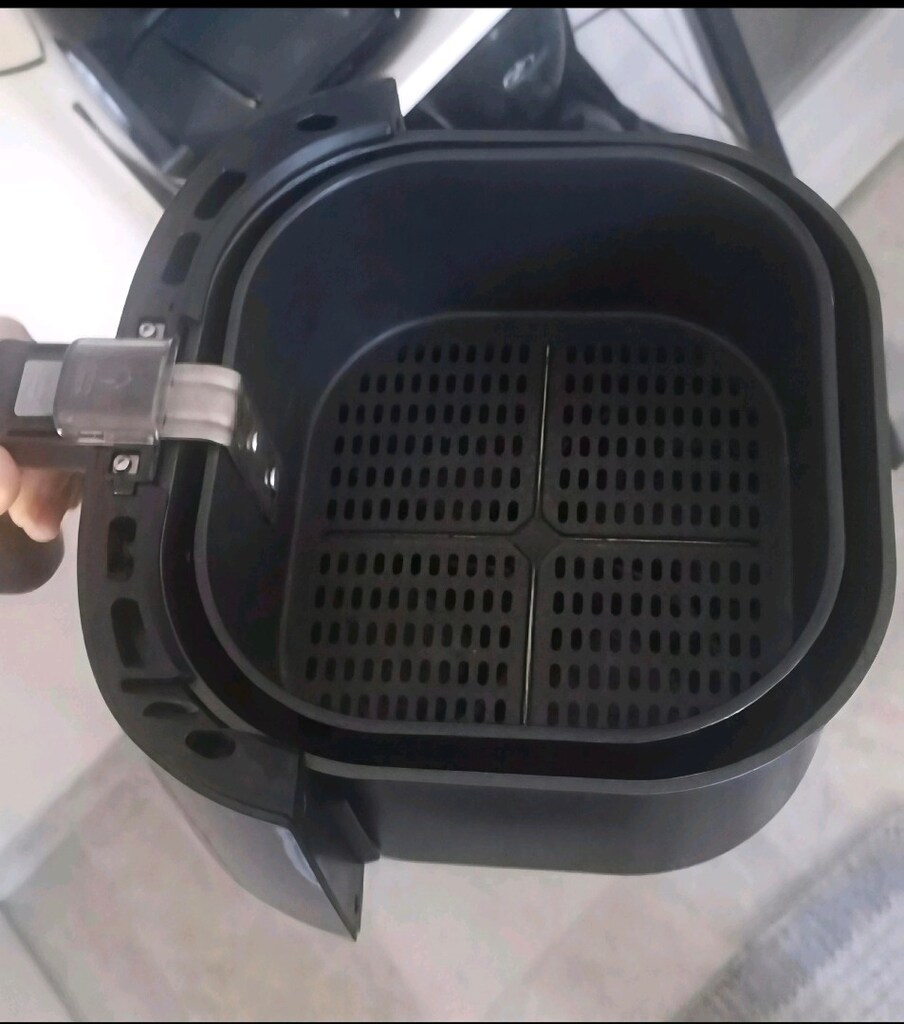 PHİLİPS AİRFRYER - 4