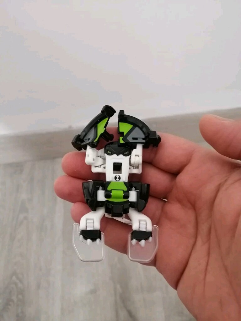 ben ten omni 2 li figür saat - 3
