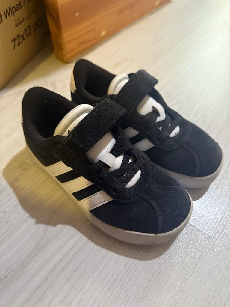 Adidas Siyah Spor Ayakkabı