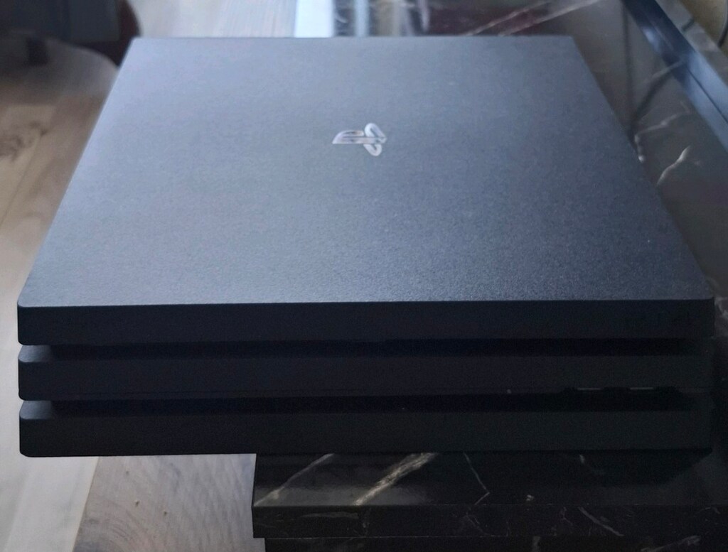 "PlayStation 4 Pro 1 TB Hatasız | Çift Orijinal Kol Temiz Sorunsuz - 4