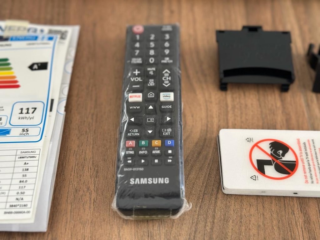 Samsung 55 inç Smartlı 4K UHD Kutulu Tertemiz Eksiksiz - 18