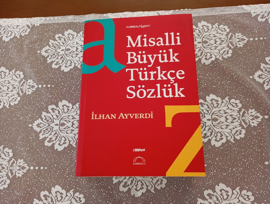 TÜRKÇE SÖZLÜK DEV BOYUTTA - 4