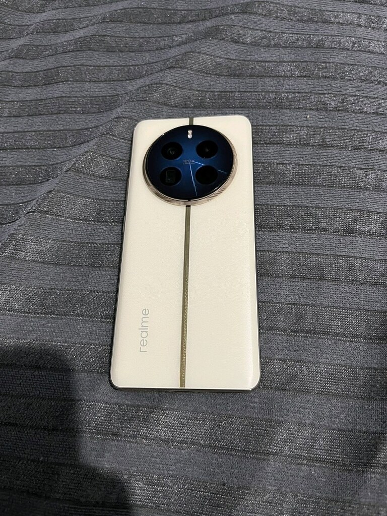 Realme 12Pro+512GB hiçbir problemi yok cihaz TR Vatan Bilgisayar alıdı - 3