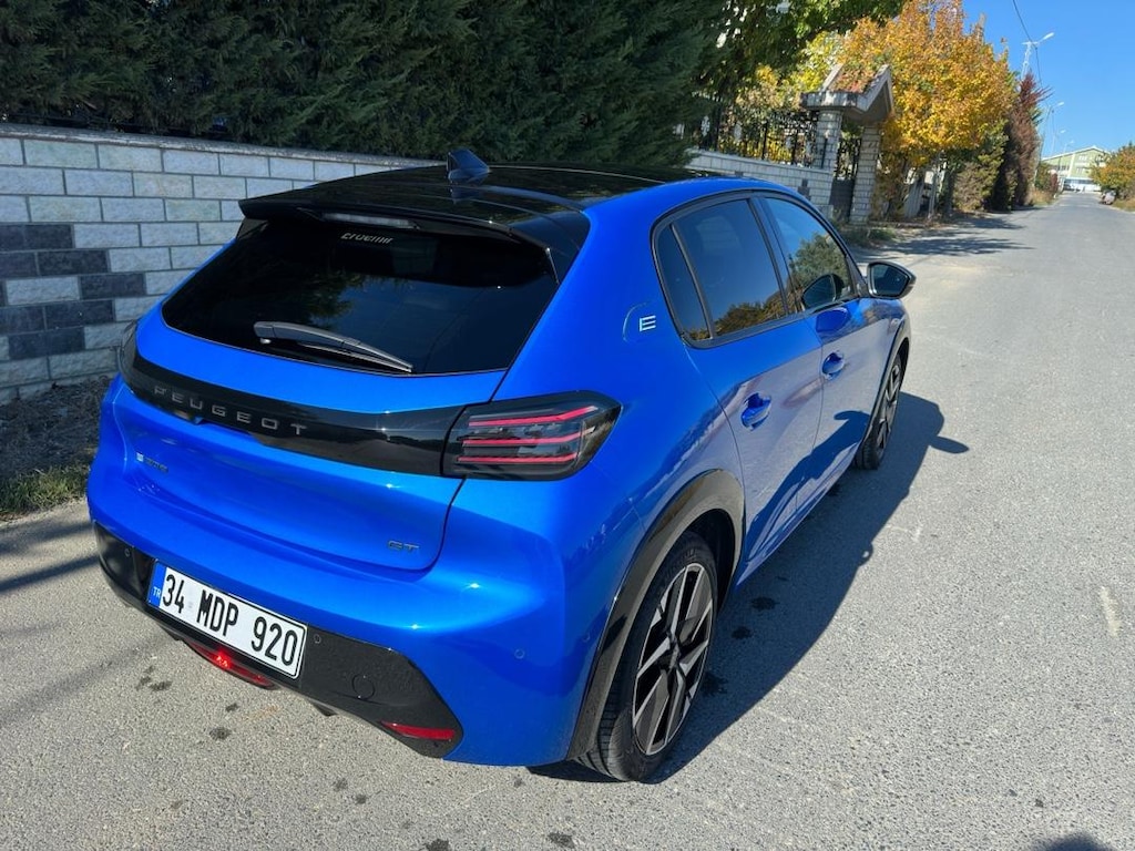 peugeot e-208 gt 2024 - 5