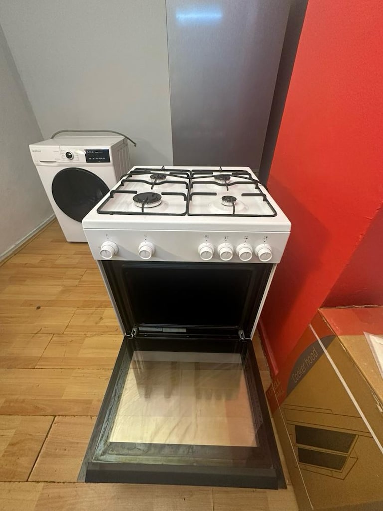 Arçelik f8240b model Beyaz Fırın - 2