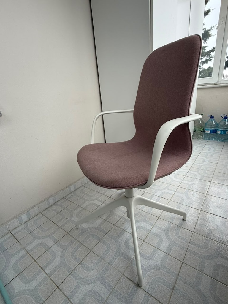 IKEA LÅNGFJÄLL Kolçaklı Çalışma Sandalyesi – Temiz ve Sorunsuz - 2