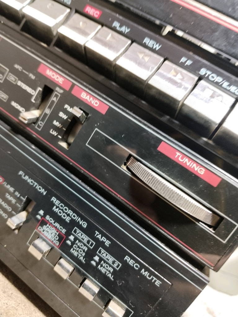 HİTACHİ - TRK - W550E - MARKA VE MODEL NUMARALI RADYO CİFT KASETÇALAR - 5