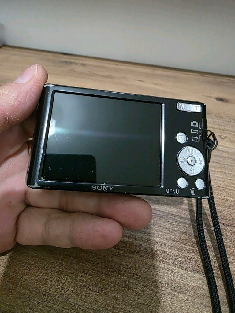 Sony Cyber-shot DSC-W830 - 2