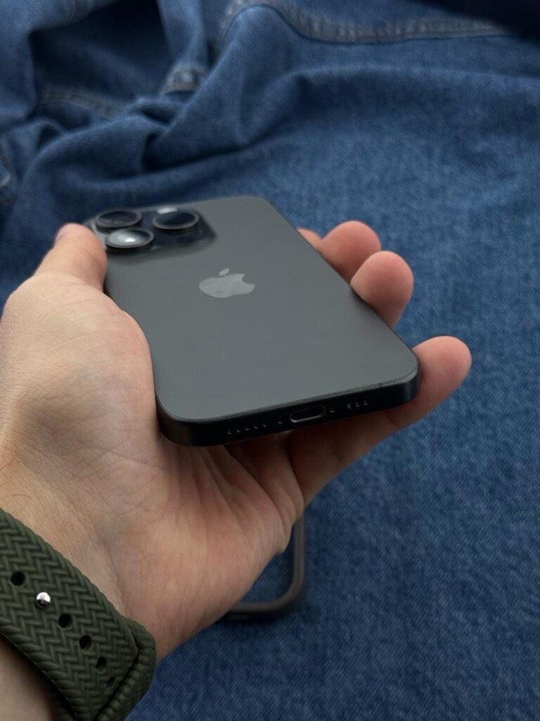 iPhone 15 Pro 128 GB YD - 3