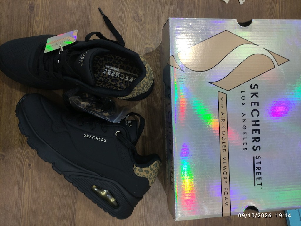Skechers - 2