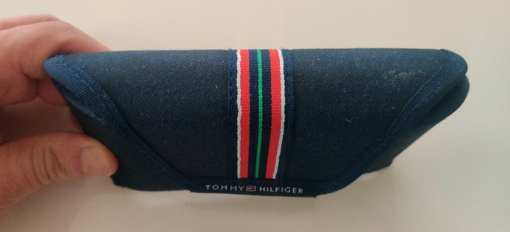 Orijinal Tommy Hilfiger Gözlük / Güneş Gözlüğü Kılıfı Mavi / Çizgili - 3