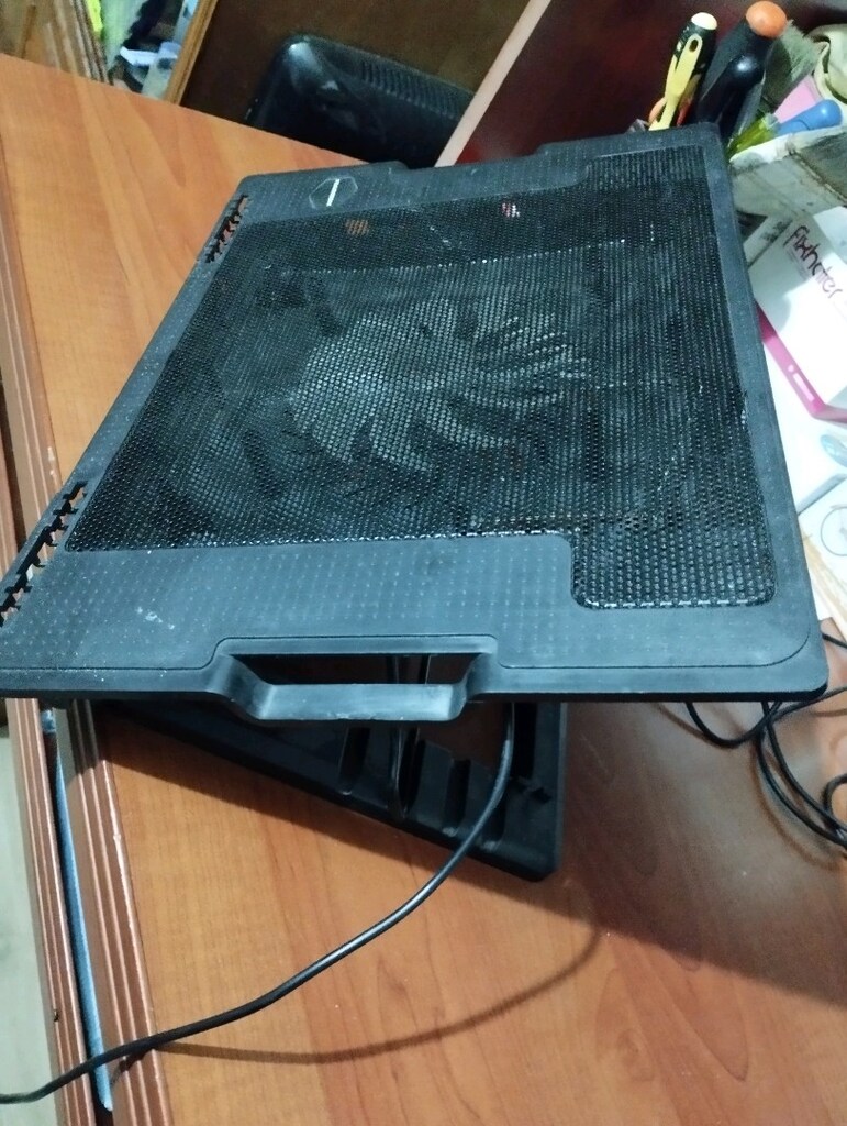 laptop soğutucusu, güzel hava üflüyor - 3