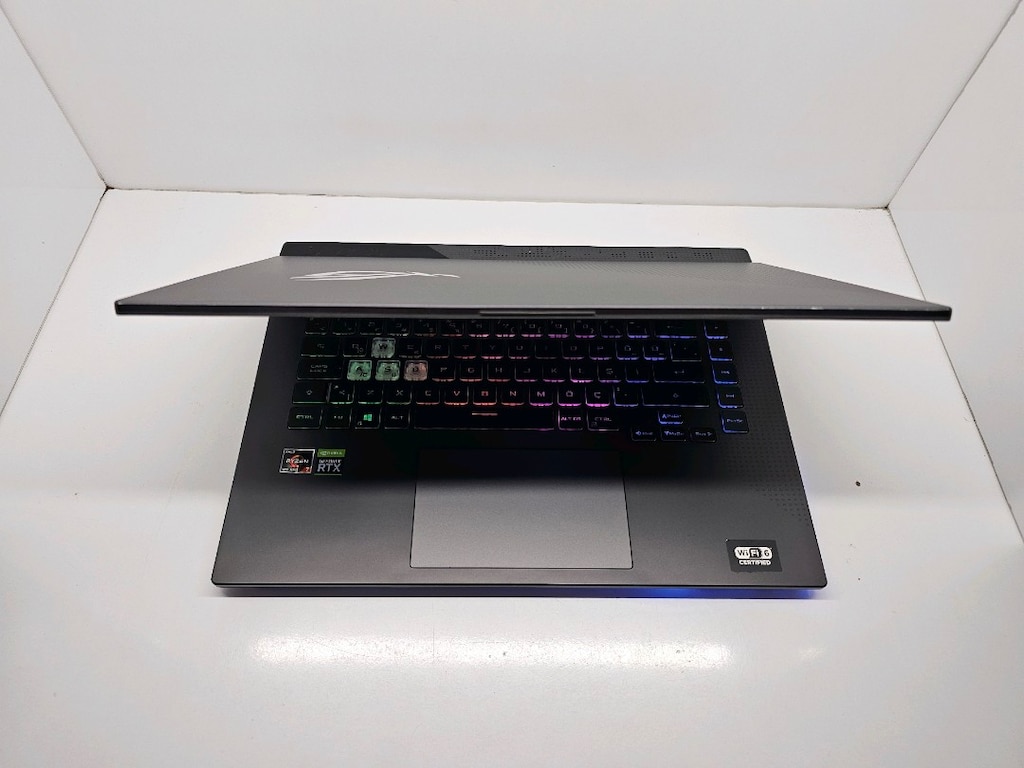 Asus Rog Strix Gaming Laptop RTX3050 - 5
