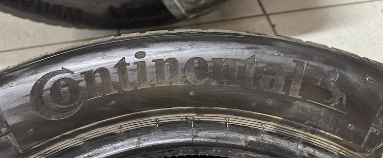 225 60 18 kışlık Continental 1 kış kullanıldı tarıh 2024 - 8