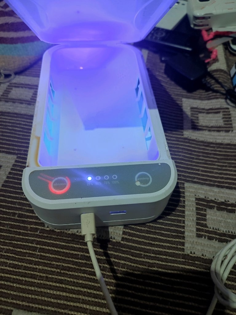 Sağlığınız İçin 2'si 1 Arada: UV Telefon Sterilizatörü & Aromaterapi - 5