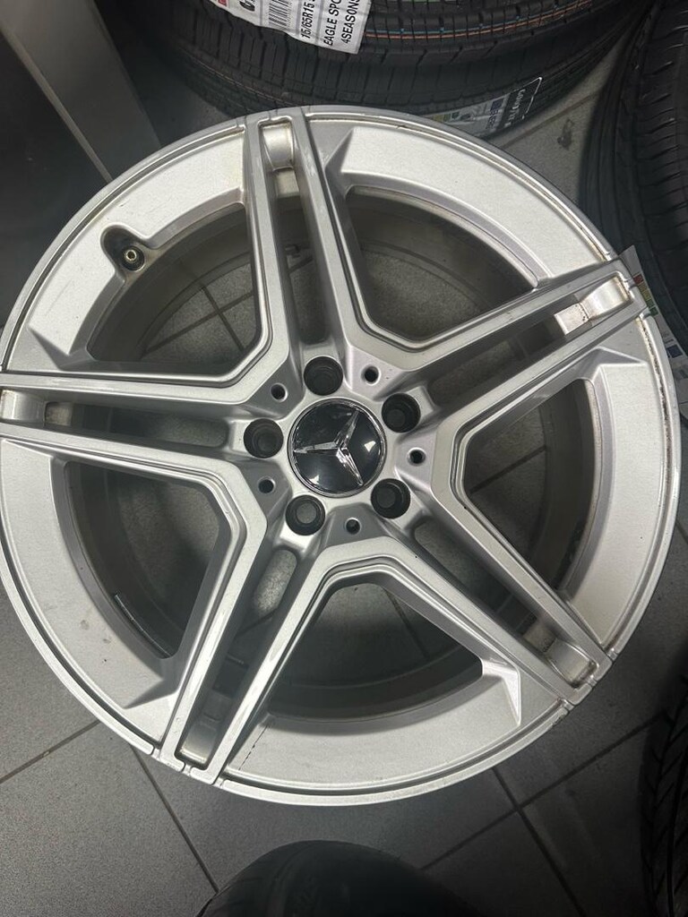 18 5/112 MERCEDES AMG - 17