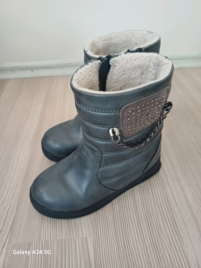 kiz cocuk bot - 3