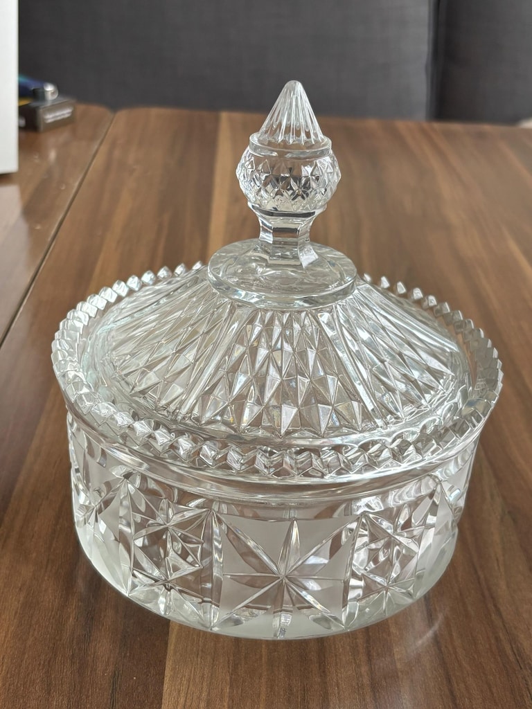 Paşabahçe Büyük Boy Kapaklı Şekerlik - Kristal Kesme İşçilikli