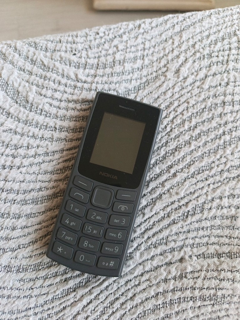 nokia n106