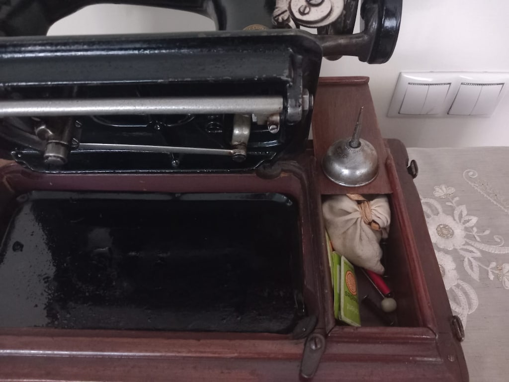 ANTİKA 1911 Orijinal İskoç Singer 28K - Çalışır Durumda - 10