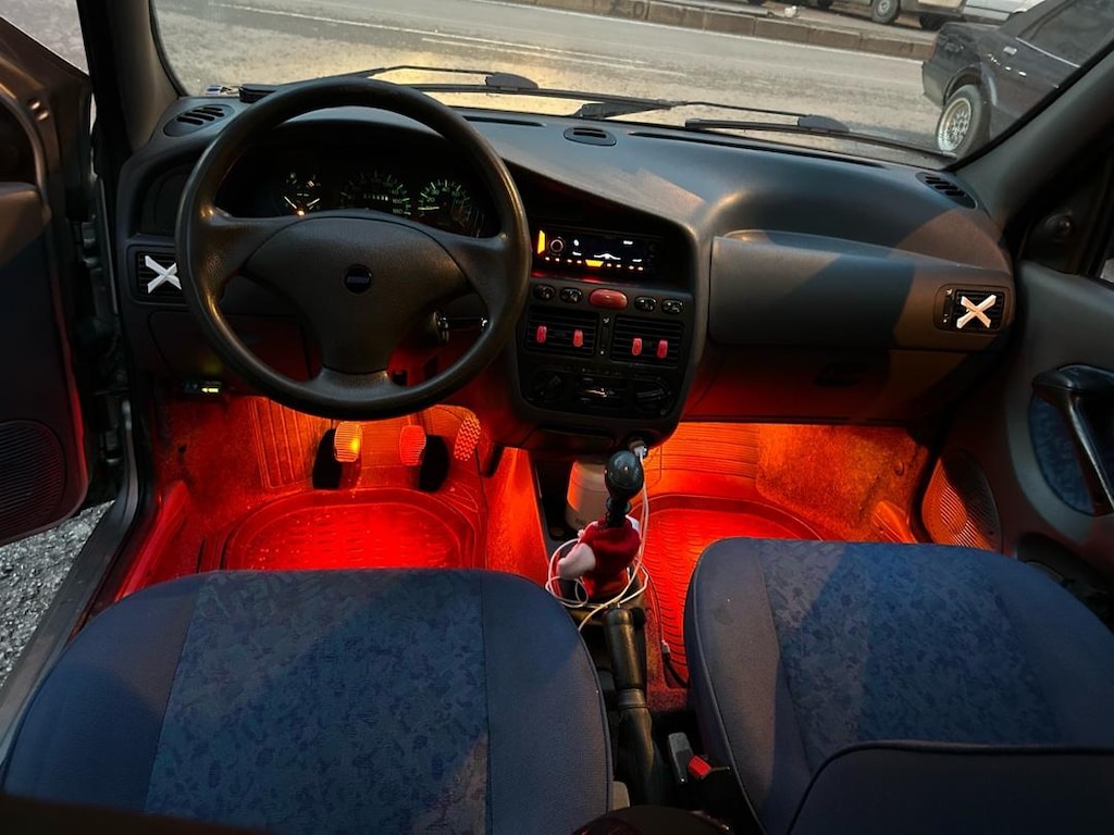 Palio 2000 model 1.4 EL - 6