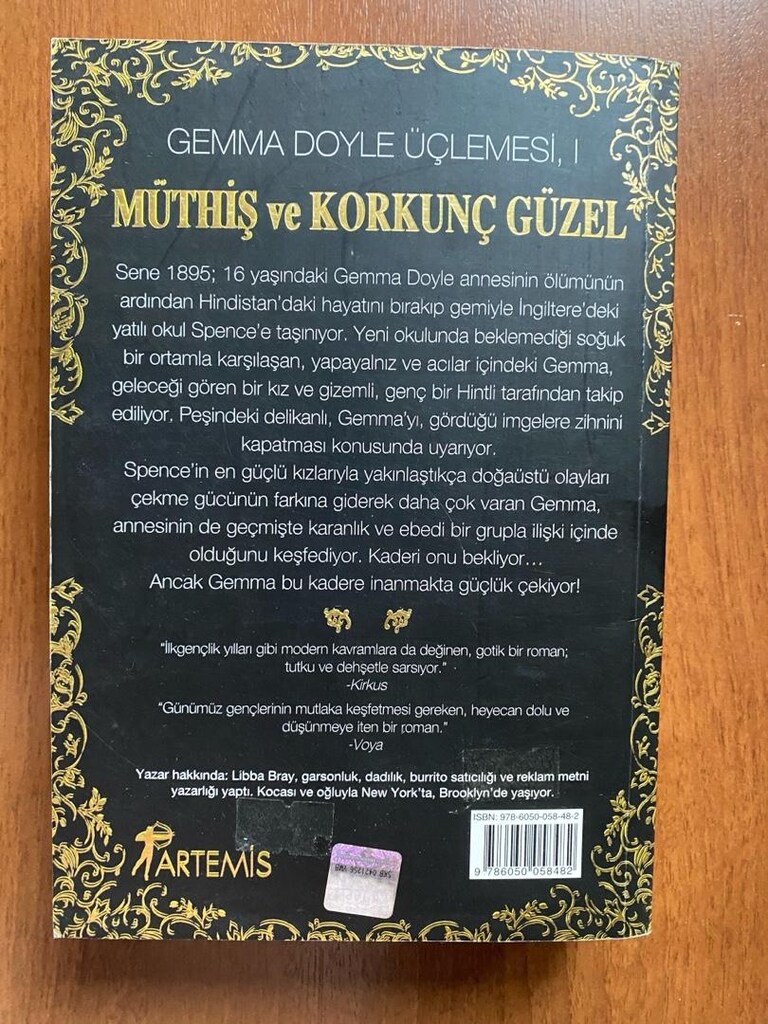 Kitap - Müthiş ve Korkunç Güzel - 2