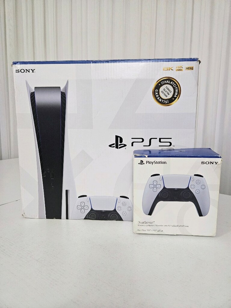 PlayStation 5 - 14