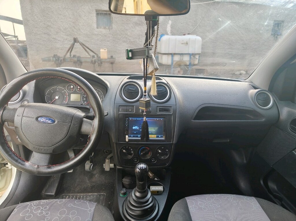 ACil Satılık 3. Sahibinden satılık Ford Fiesta cüzi pazarlık vardır - 7