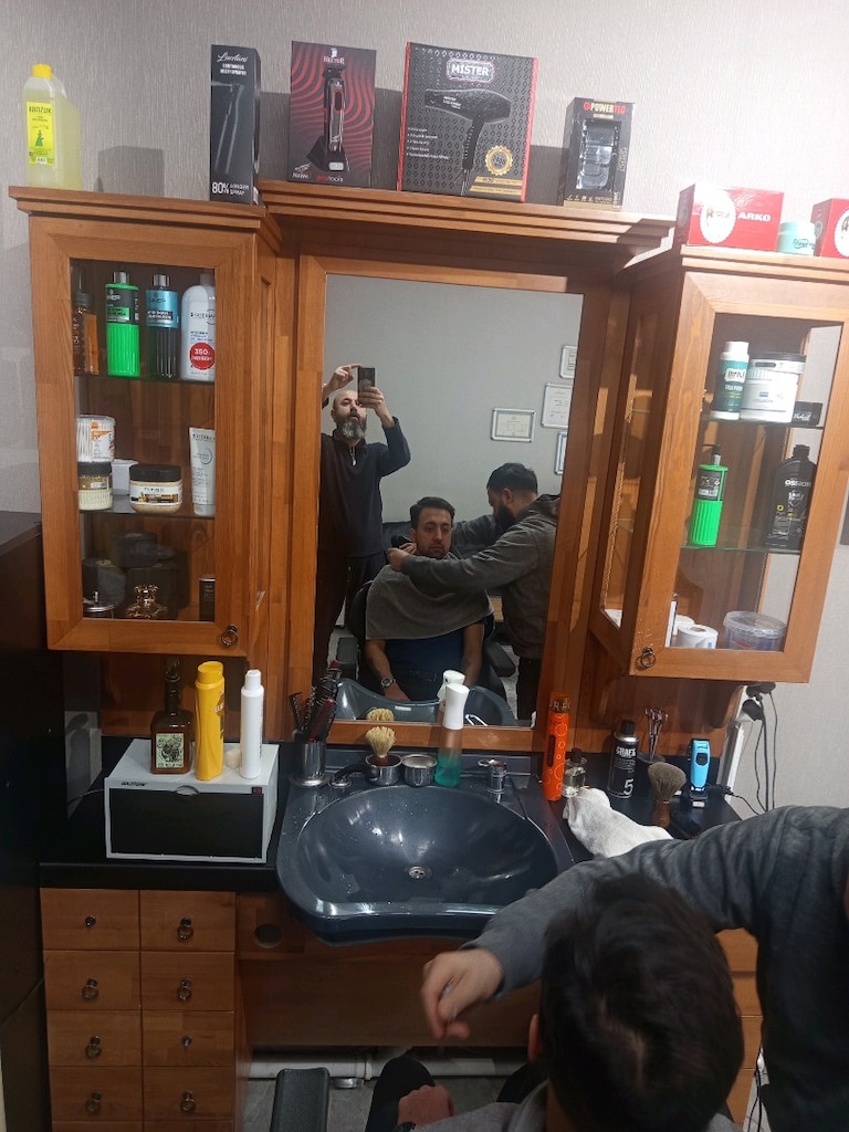 Erkek Kuaför tezgahı koltuk dahil Full Set olarak - 4