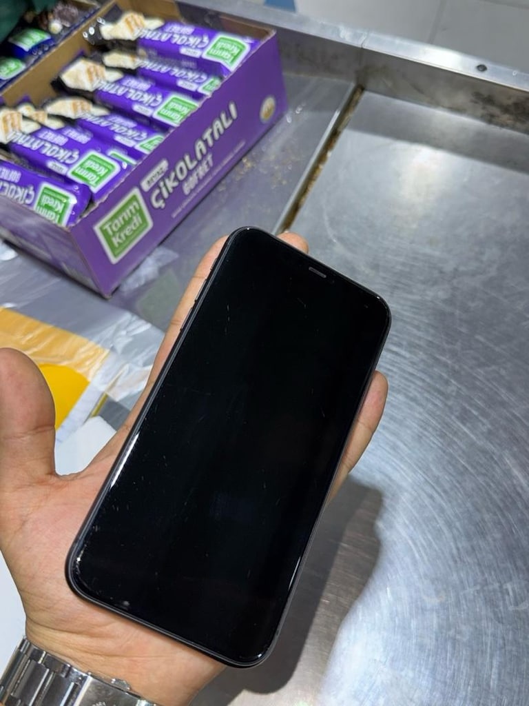 iPhone 11 64gb - 4