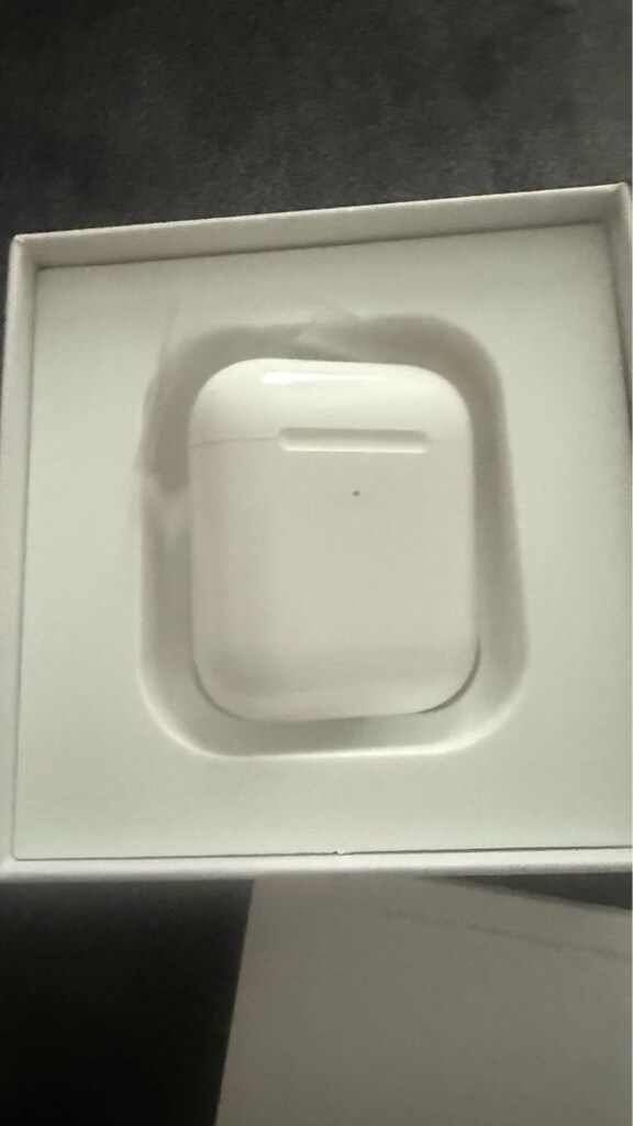 airpods - 4