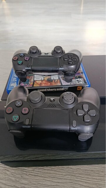 PLAYSTATİON 4