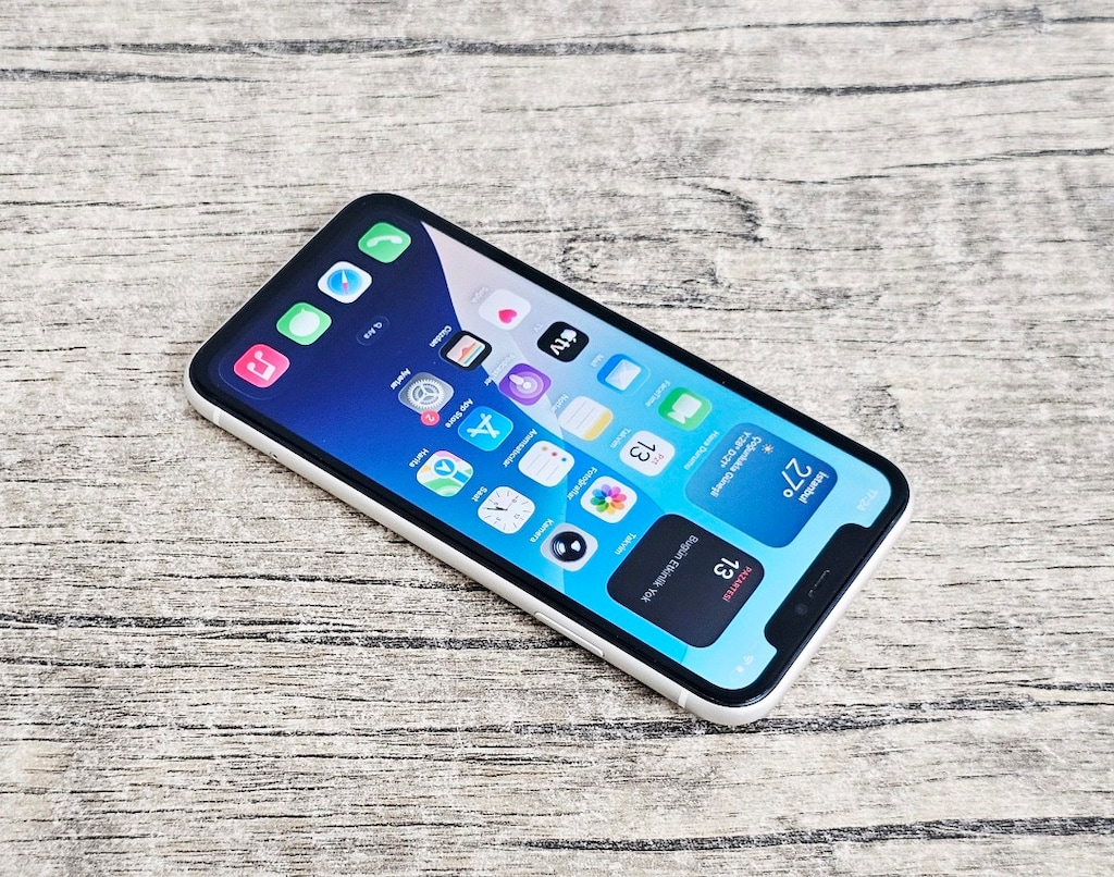 İPHONE 11 - 64 GB ORİJİNAL SORUNSUZ BÜTÜN ÖZELLİKLERİ ÇALIŞIYOR - 9