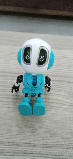 oyuncak robot