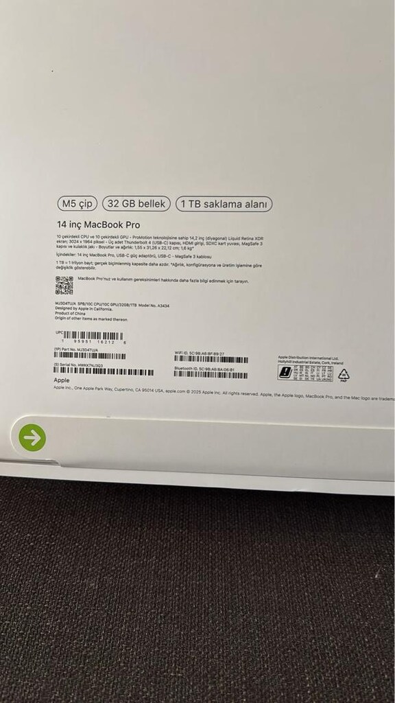 Macbook - 3