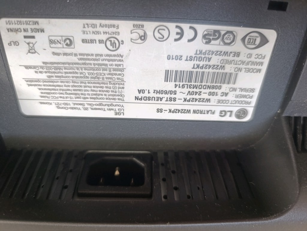 LG 2242 Monitör - 2