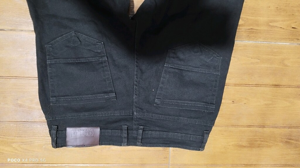 #Likralı esnek koyu haki renk jeans pantolon. Arka bacakta leke.. - 3